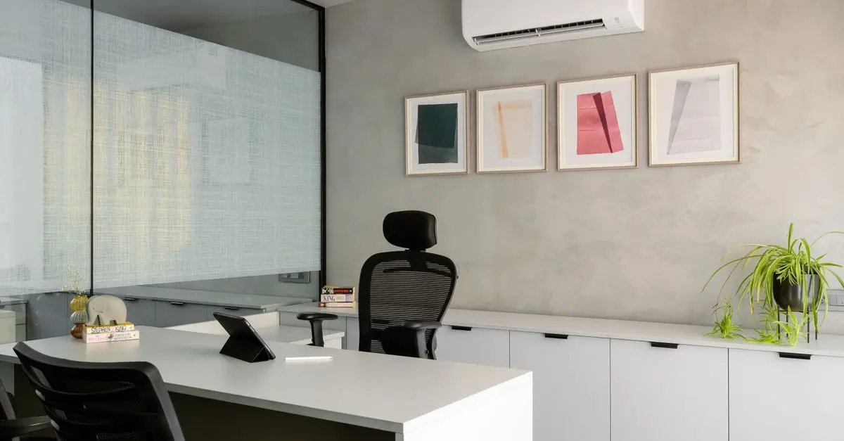 Astuces Pratiques pour Organiser Votre Espace de Travail