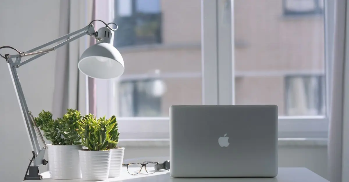 Les Bienfaits du Télétravail et Comment en Profiter