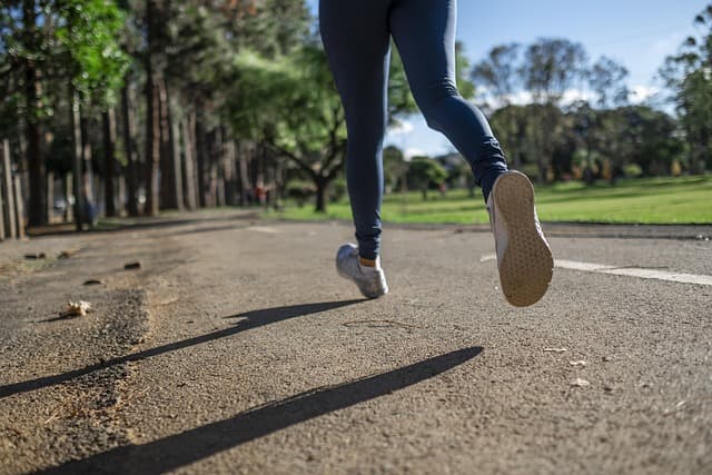10 Astuces Pratiques pour Améliorer Votre Santé au Quotidien