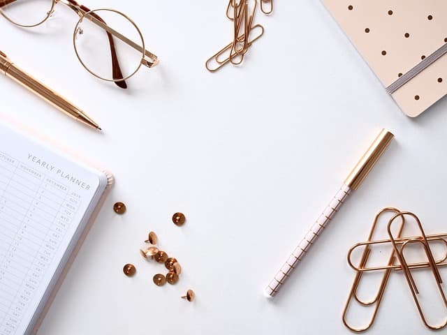 10 Astuces Pratiques pour Améliorer Votre Organisation au Quotidien